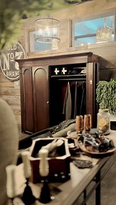 91 reactions · 10 comments | How it started vs. how it’s going Each piece in the store is intentionally sourced and hand-picked by us. We carefully select each one for condition, aesthetic, & functionality You can find this piece + so much more at our Spring Market Kickoff THIS WEEKEND at 417 Vintage Market, located in Downtown Branson 殺 | 417 Vintage Market | Facebook