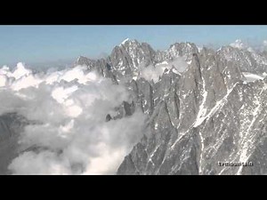 Time lapse clouds Aiguille des Drus Aiguille Verte Aiguilles de Chamonix Mont-Blanc