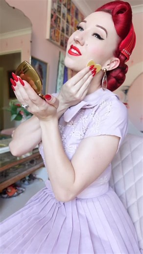 Miss Lady Lace 🌹Perth Pinup & Burlesque Dancer | I do love vintage compacts! This is a beautiful vintage heart shaped compact my husband bought for me a little while back! Should I share... | Instagram