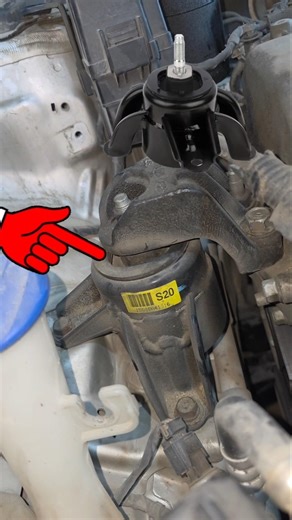 28 January 2026 First Gear Mein Gaadi Jhatka Kyun Deti Hai? Engine Mount Problem