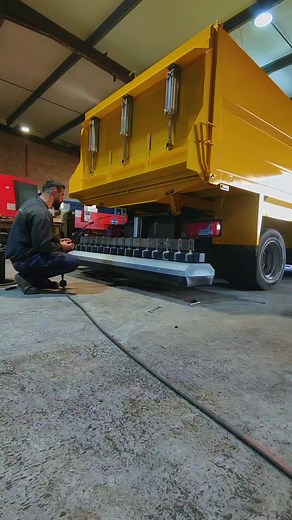 #2in1chipsealer #BitumenCoating #tarmacworks #spraybar #fabrication #truckerlife #tarmac #roadworks #tarmacdriveway #bitumen #MechanicalEngineering #road #gritting #resurfacing #tarandchip #conversation #tarmac #chipsealer #resurfacing #2in1chipsealer #tarmacworks #BitumenCoating #conversion #fabrication #road #engineering #trucks #reelschallenge #reelsviralシfb #reelsvideoシ | IBA Engineering Ltd