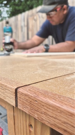 Assemblying the Doors in the miter saw station by #casarojawoodworking #woodcutting