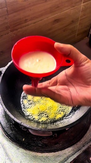 নিজের পায়ে নিজেই যখন কুড়াল মেরেছি