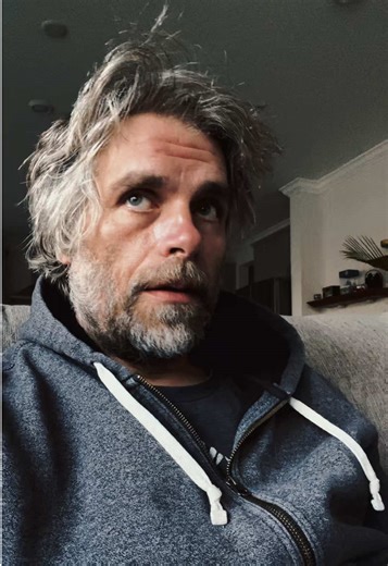 When technology fails #over40 #genx #almost50 #embarrassing #grocerystore