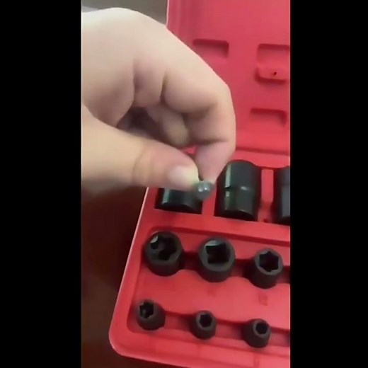 Tesla Battery Pack Removal Tool Explained | How EV High-Voltage Battery Tools Work
