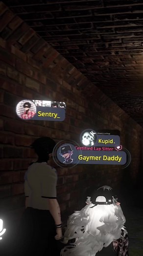 They keep taking me to horror maps… #vr #vrchat #virtualreality #vrchatmemes #vrgame #funny