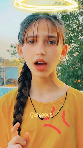 Cantas y bellas con venas: homenaje a las chicas