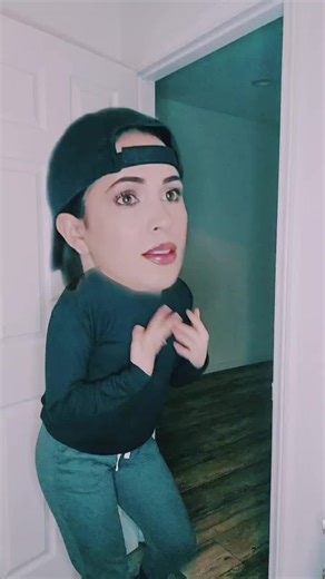 Hilarious Big Head Comedy Skit by Derek | Funny Lip Sync TikTok Video