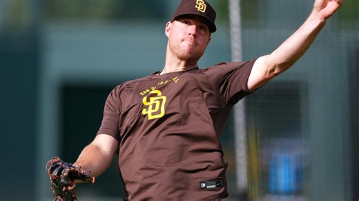 Sheets celebrates 30th birthday with go-ahead 3-run HR as Padres rally to beat Rockies 10-8