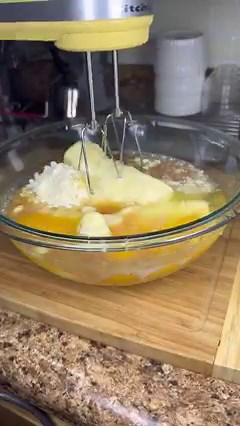 889K views · 2.3K reactions | Big Mama Cooks makes this easy Rum Cake and it's going to be a HIT at your next BBQ or dinner party! Ingredients: 1 box yellow cake mix 2 softened sticks unsalted butter 4 eggs ½ cup milk ½ cup dark rum (spiced rum) RUM BUTTER: 1 stick unsalted butter ½ cup white sugar 1 tsp vanilla ½ cup dark rum (spiced rum) GLAZE (Optional): 1 cup powdered sugar 1 tbsp rum 2 tbsp milk 1 tsp vanilla | Tasty | Facebook