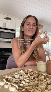Love these!! And make them alot! Comment YUM if you’re saving this health(ier) treat idea! To be honest I save things all the time but my dream is that I categorize what I save so I have folders to go access my recipe inspo and such but currenlty just have a mash of all things haha . Do any of you do this top tier organizational stuff? 😂 is so GOALS. Bite sized white chocolate almond butter frozen banana bite is one of those super easy treats that is soooo easy to prepare and so scrumptious! Al