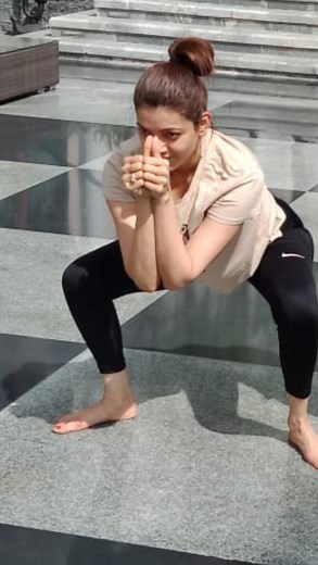 Kajal A Kitchlu on Instagram: "Kalaripayattu is an ancient Indian martial art, that translates into ‘practice in the arts of the battlefield.’ The magic of this art form evolved into the birth of Shaolin, Kung Fu and consequently Karate and Taekwondo, amongst others. Kalari was typically used for guerilla warfare and is a beautiful practice that empowers the seeker physically as well as mentally. Grateful to have been learning this intermittently (but wholeheartedly) over 3 years! @cvn_kalari ha