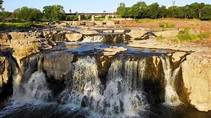 Falls Park - Sioux Falls Parks & Recreation