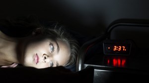 Troubles du sommeil : causes, symptômes et traitements