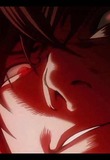 Death Note: Der überdurchschnittlich intelligente Highschool-Schüler Light Yagami findet eines Tages ein Notizbuch (Death Note), mit dessen Hilfe er jeden beliebigen Menschen umbringen kann. Er braucht nur den Namen seines Opfers in das Buch schreiben. Anfangs benutzt er das Buch, um Kriminelle zur Strecke zu bringen, nach und nach aber immer mehr, um die Welt nach seinen Vorstellungen zu formen. #deathnote #light #L #lightyagami #kira