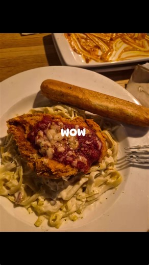 #applebee's #hungry #ftpシ #viral #familia thanks my beautiful family for dinner yesterday 😋 ❤️ ♥️ 💕 @ElgallonegroSD619 @619_sarax @gwapo @Sara Ramirez @Flacø love you 😍