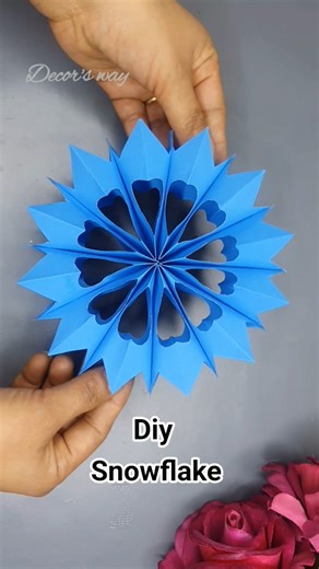 Quick & Easy Paper Snowflake Tutorial #shorts #christmas2025 #christmas #papercraft #snowflake