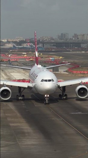 Sunday Morning Plane Spotting| Air Mauritius A330 taxiing to Runway 27 for its Departure