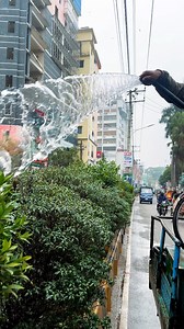 শীতের শুষ্ক মৌসুমে রাস্তার আইল্যান্ডের গাছের পরিচর্যা #waste #management #wastemanagement #Sylhet #city #corporations #reels2025 #reelsfb #reelsfypシ #everyone #highlights | সিসিক বর্জ্য ব্যবস্থাপনা বিভাগ