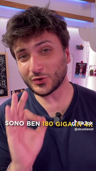 Manda questo video a un amic* avid* di serie TV! Hai la Carta Postepay Evolution? Richiedi e attiva la SIM PosteMobile Connect Back #adv #postepay #postepayevolution #postemobile