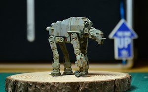 【老华自在·玩】万代 星球大战之AT-M6