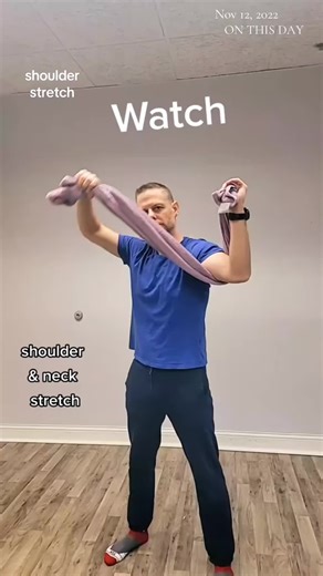 #onthisday #shoulderstretch #frozenshoulder