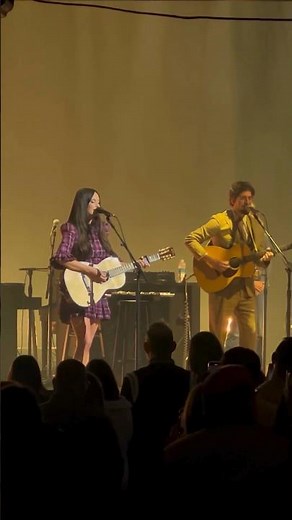 Kacey Musgraves performs 'The Architect' live at Ryman Auditorium ✨