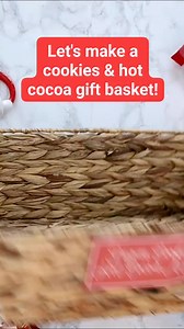 19K views · 341 reactions | Find the cookies-in-a-jar recipe + free printable gift basket labels on my blog! ❤️ https://thediymommy.com/6-fun-easy-diy-gift-basket-ideas-for-everyone-on-your-list/ Who would you give this to? I think it would be such a cute gift for a little family! #thediymommy #giftbaskets #giftideas #giftbasket #hotchocolate #hotcocoa #christmasgifts #cdnblogsquad #christmascookies | Cozy DIY Home | Facebook