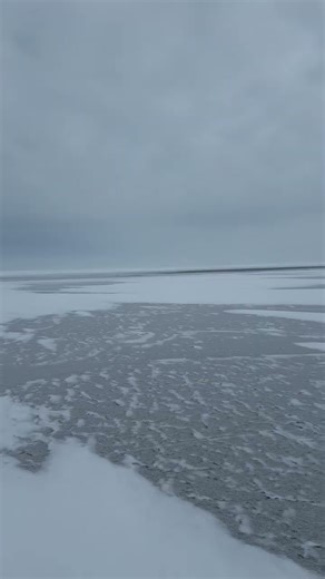 Ice fishing saginaw bay