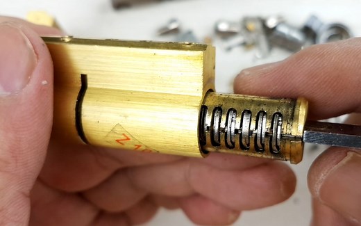 C级锁芯，拆开看看它的内部机械结构，了解它是如何安全防盗的