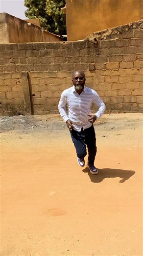 #TiktokBurkinaFaso🇧🇫Côted'Ivoire🇮🇪AfriqueAmerique 🇺🇸Europe#Coutumetraditionetconseils# Chères dames. Dieu vous a fait grâce de la maternité des jumeaux,mais d'une manière ou d'une autre vous avez perdu un des bébés. les mamies vous informent et vous rappellent que vous devez écraser ou faire écraser le sorgho rouge transformé pour la préparation du dolo(kiê zom-pãnrga) et l'utiliser sur celui qui est resté à la place de la poudre talc que vous utilisez 4 nuits consécutives si c'est c'est u