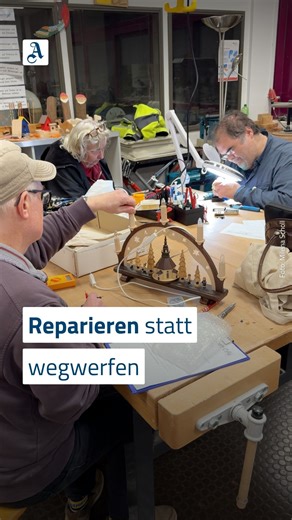 Seit 2013 werden beim Repair Café Mainz​ kaputte Gegenstände repariert. Damit ist es das älteste Repair Café in Rheinland-Pfalz. ♻️💚 Repariert werden unter anderem Elektronik, Uhren, Fahrräder, Holz- und Textilarbeiten. Ergänzt wird das Angebot durch einen Kleidertausch und DIY-Aktionen. 👕🚲 Das Repair Café findet jeweils am letzten Freitag im Monat in der Windmühlenschule statt. Ab 18 Uhr können Besucher ohne Anmeldung vorbeikommen. 🛠️ #mainz | Allgemeine Zeitung
