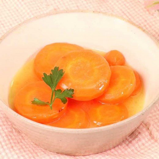 レンジでチン！ 簡単にんじんグラッセのレシピ動画・作り方 | デリッシュキッチン