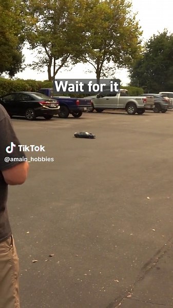 Extreme R/C Burnout - Thrilling R/C Car Stunts