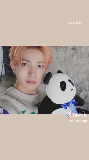 ENHYPEN Selfie on ANAN Magazine 11/6