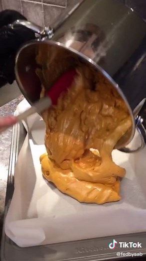 Delicious Chocolate Dipped Sponge Toffee Recipe