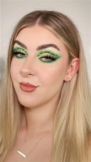 Green & Gold Rhinestone Makeup Tutorial ☘️ St Patrick’s Day Glam ✨