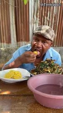 this man is puring water in my food || TEN KOBO