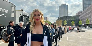 Menschliche Marke Karo Kauer: Warum stehen Menschen in Dortmund stundenlang für eine Influencerin an?
