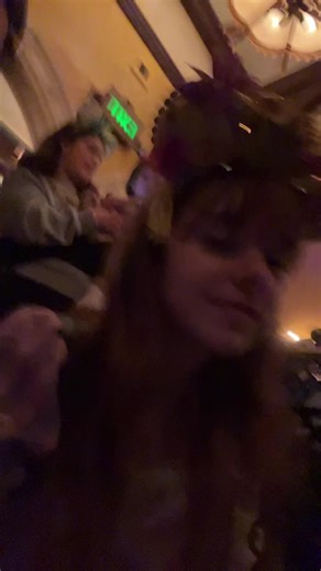 kiki (@squirmles)’s videos with