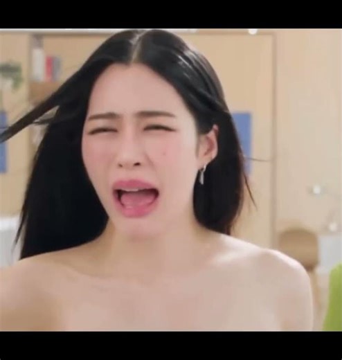 【linglingkwong 】邝玲玲贡献最新表情包 🤣🤣🤣🤣