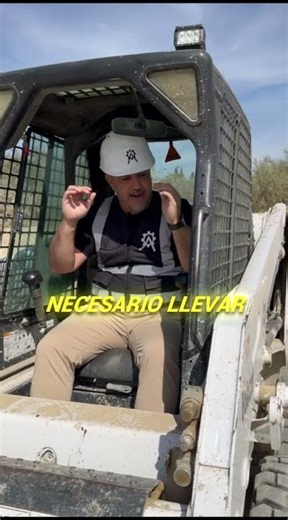 Cómo acceder a una minicargadora de forma segura (paso a paso) 🚧