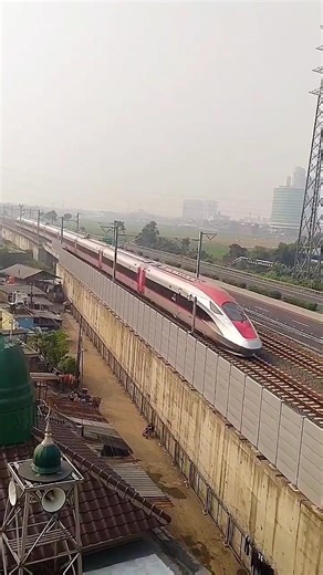 Whoosh KCIC400AF #highspeedtrain #bullettrain #train #railway #trending #viral #shorts #fyp