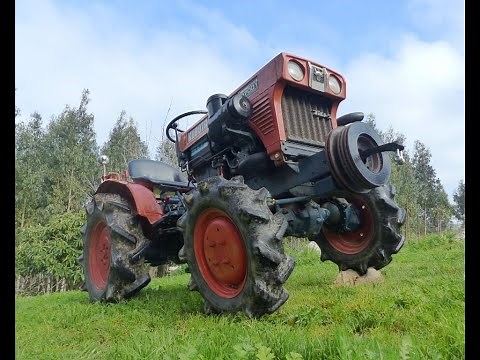 Kubota B7001 Tractor Walk Around - Explanation, Customisation