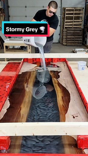 The Stormy Grey Countertop - Epoxy Woodworking Projects
