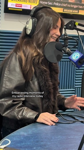 Sorry I’m lagging 🫩 Thank you Talk Radio for having me tonight🥰 #embarrassing #fail #artistlife #radiointerview #funny