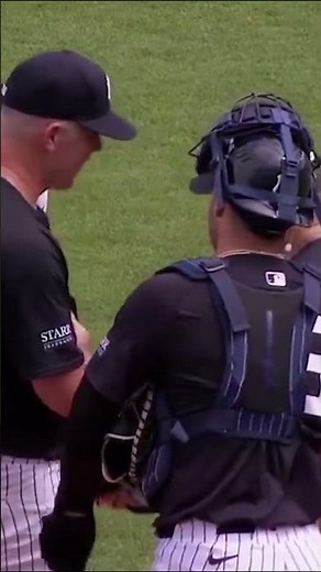Joe Torre still has that marquee strut to the mound down pat #shorts