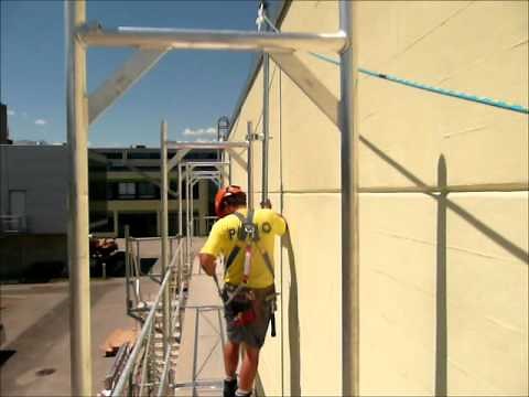 Absturzsicherung im Gerüstbau - scaffolder - fallprotection with horizontal Lifeline