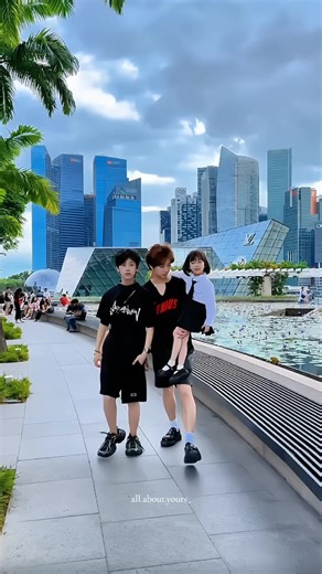 Exploring Linzi Ye's TikTok Content with Lester Lin and Xu Ke