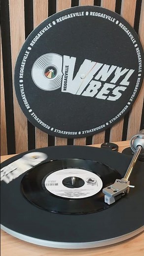 Stephen Marley ft. Damian 'Jr. Gong' Marley & Buju Banton - Jah Army [Reggaeville Vinyl Vibes #153]